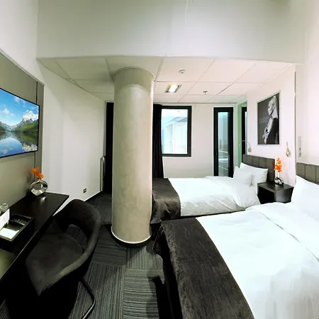 Fashion Superior Hotel 3*