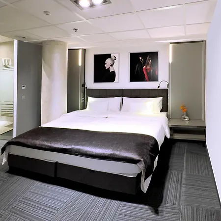 Hotel Fashion Superior