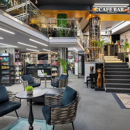 Fashion Superior 3* Budapest