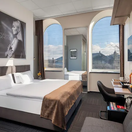 Fashion Superior Hotel 3*